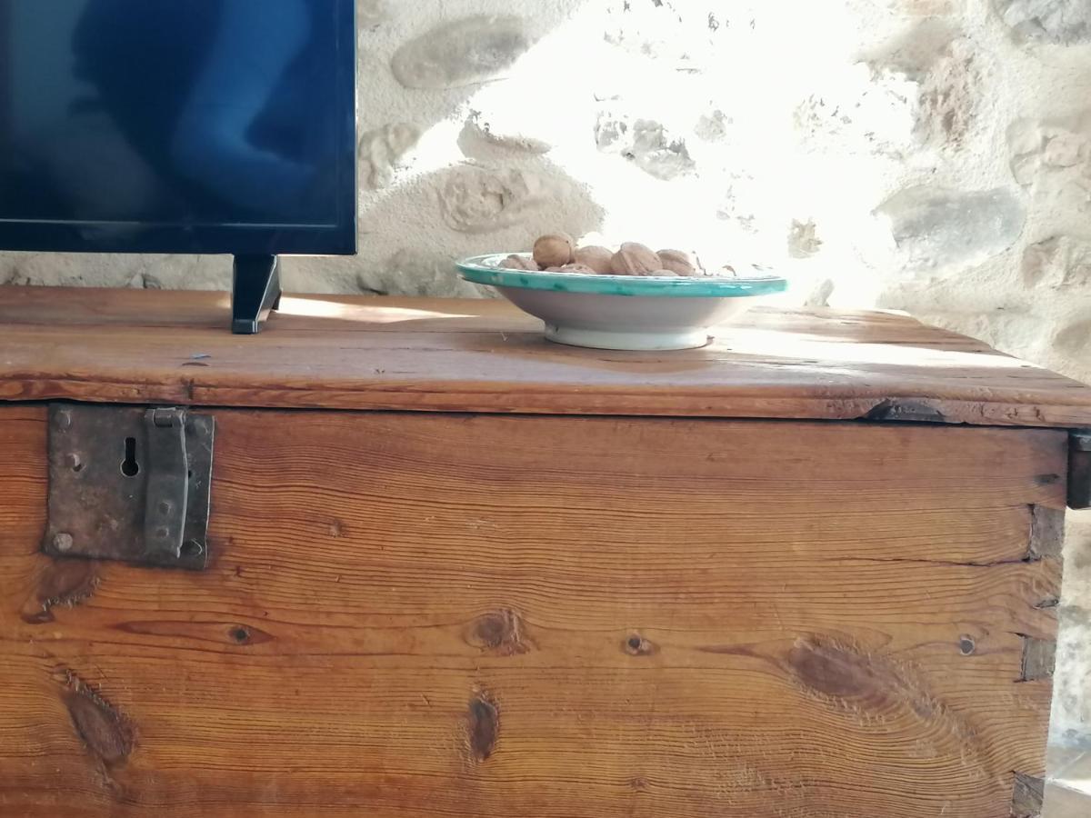 Maset Del Riu Guest House Valderrobres Bagian luar foto