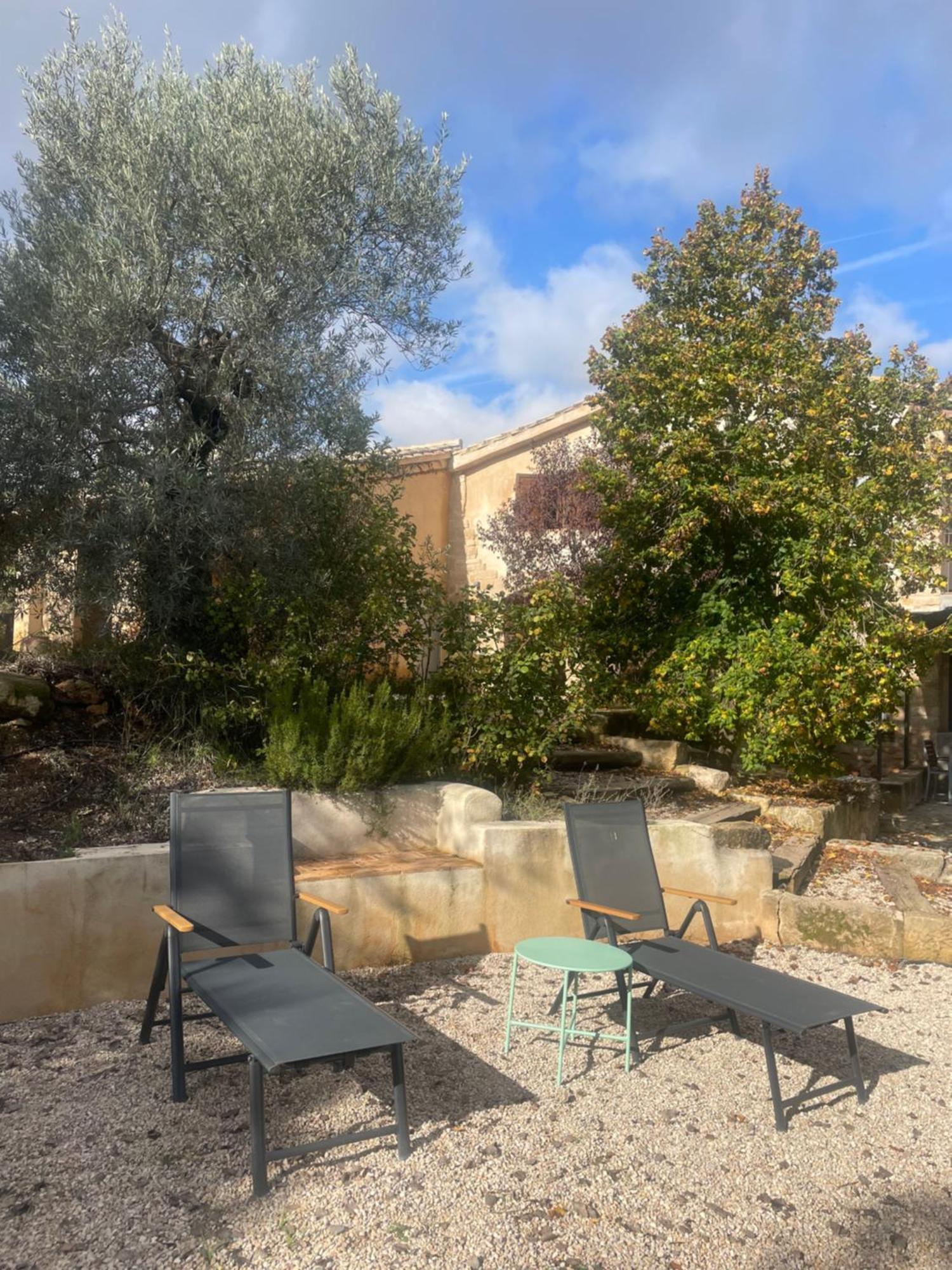 Maset Del Riu Guest House Valderrobres Bagian luar foto